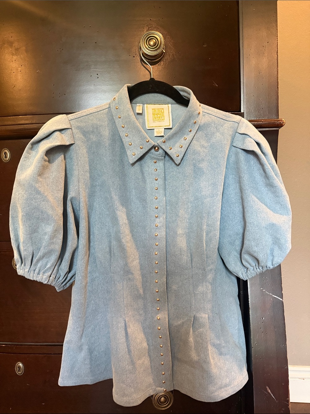 Stud-Front Puff Sleeve Button-Down Shirt - Light Blue